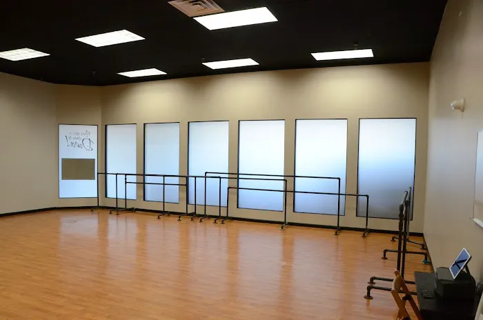 Momentum Dance Studio Picture 3