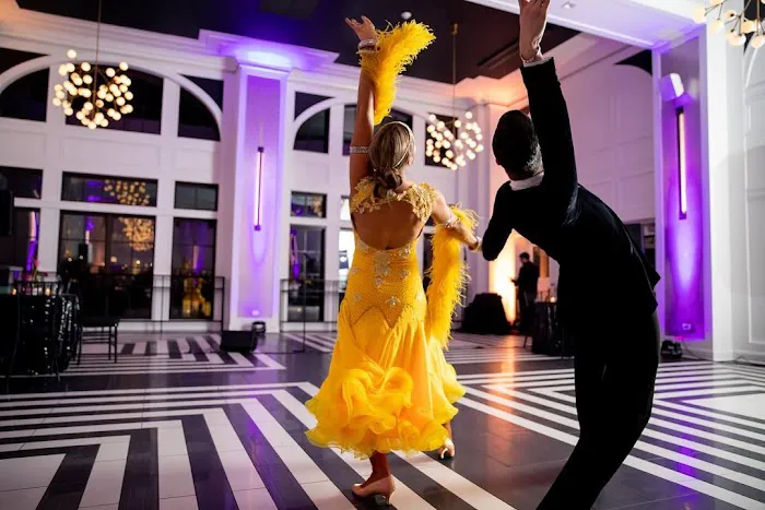 Windy City Wedding Dance & Ballroom Chicago Picture 8
