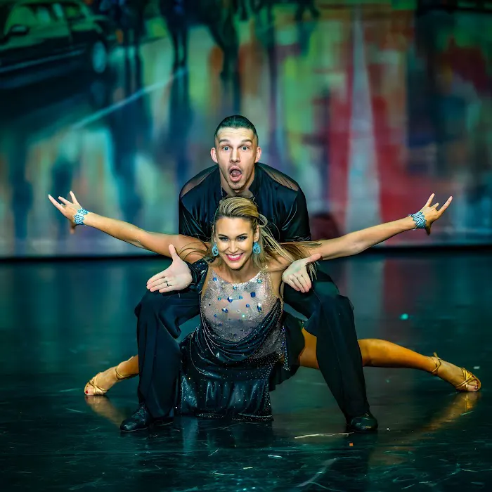 Chicago Ballroom, Latin & Salsa Dance Studios Picture 5