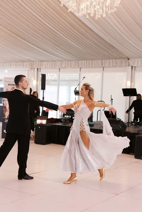 Chicago Ballroom, Latin & Salsa Dance Studios Picture 6