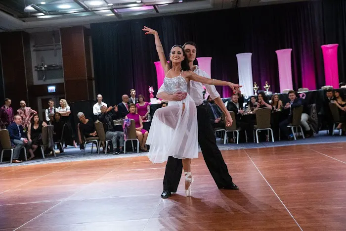 Arthur Murray Dance Studio of Chicago Picture 3
