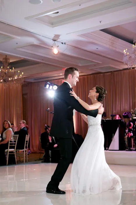 Ballroom Dance Chicago Loft Picture 3