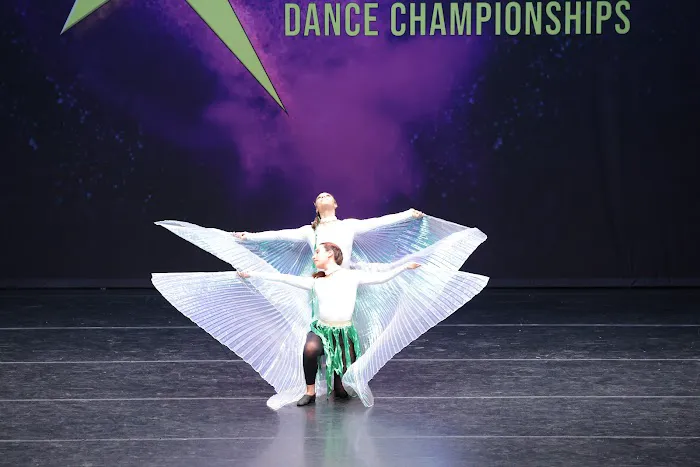 Baila Conmigo Dance With Me Picture 1