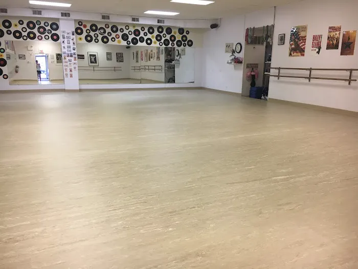 Dance Center of La Grange Picture 5