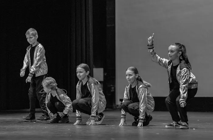 DanceDuo Studio Picture 3