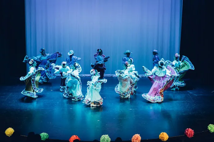 Ballet Folklorico Xochitl Picture 8