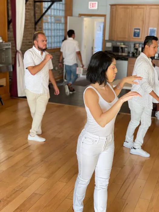 La Mecca Dance Chicago Picture 9