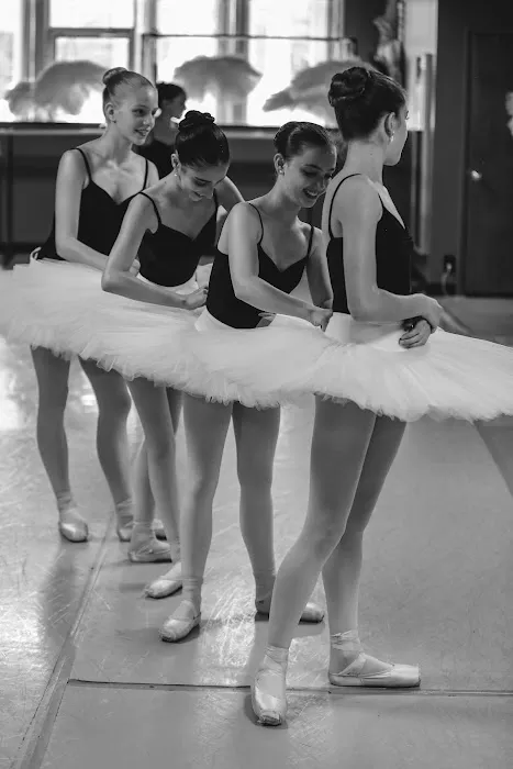 West Suburban Ballet Conservatory Picture 2