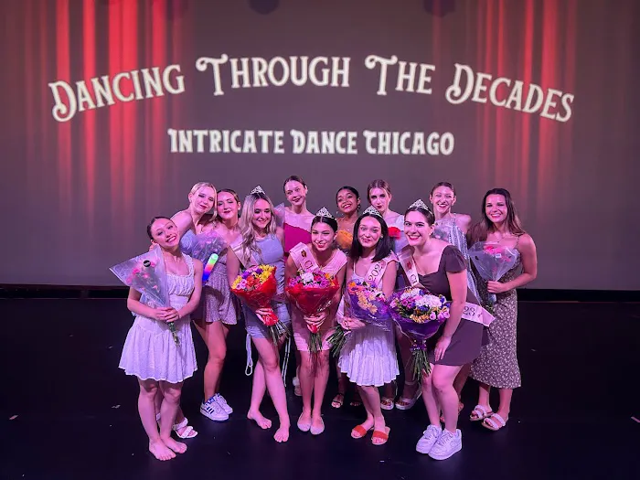 Intricate Dance Chicago Picture 4