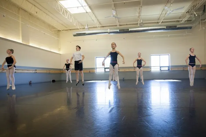Extensions Dance Picture 6