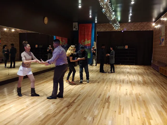 Dance Academy of Salsa Picture 4