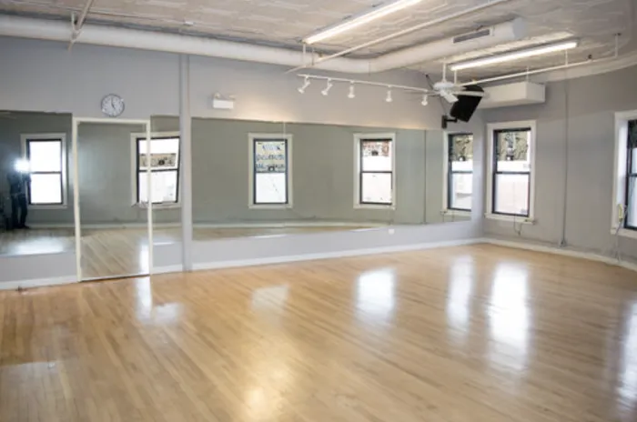 Dance To EvOLvE in North Center at Dance Center Chicago Picture 3