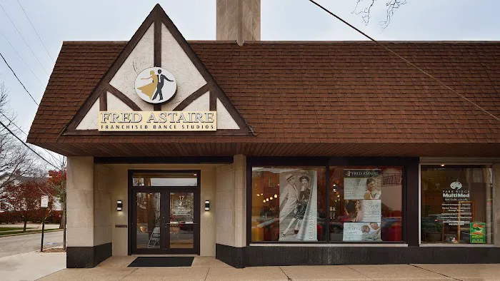 Fred Astaire Dance Studios Picture 10