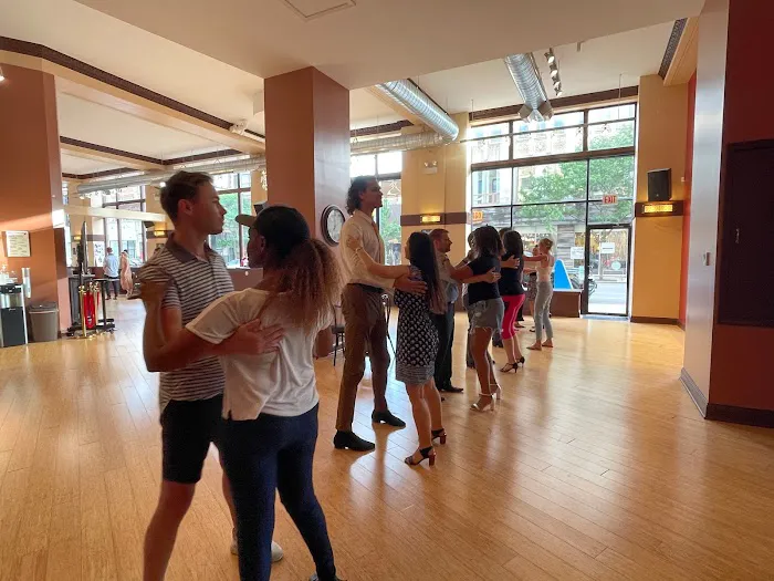 Arthur Murray Lakeview Dance Center Picture 3