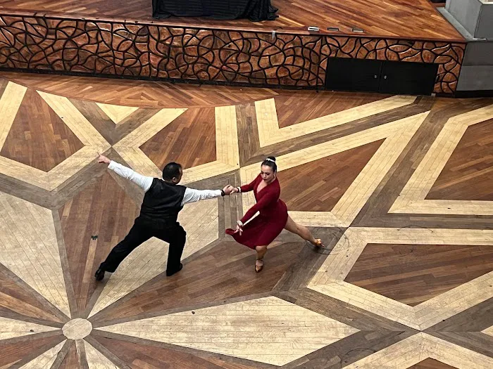 Arthur Murray Lakeview Dance Center Picture 6