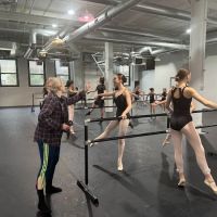 DANCE COLONY Studios ico