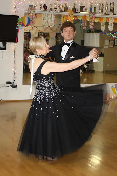 DeSarge Danceworld Picture 6