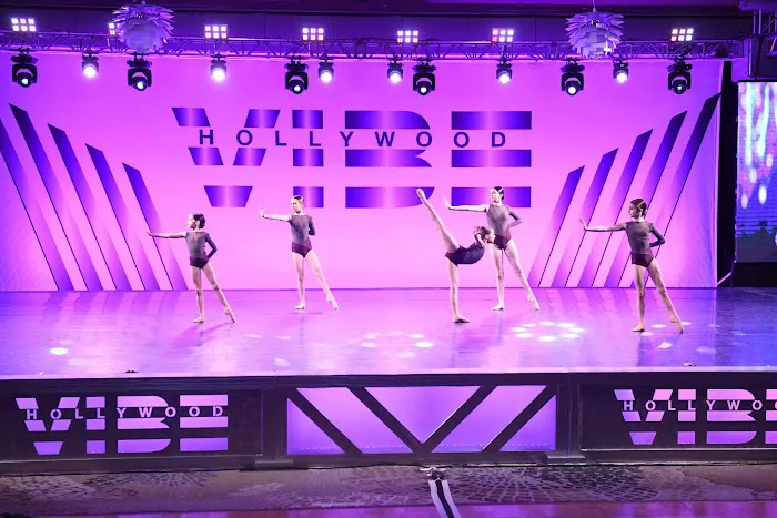 Steps Dance Center Picture 1