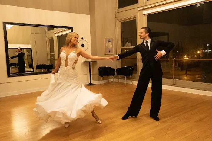 Windy City Wedding Dance - Naperville Picture 3
