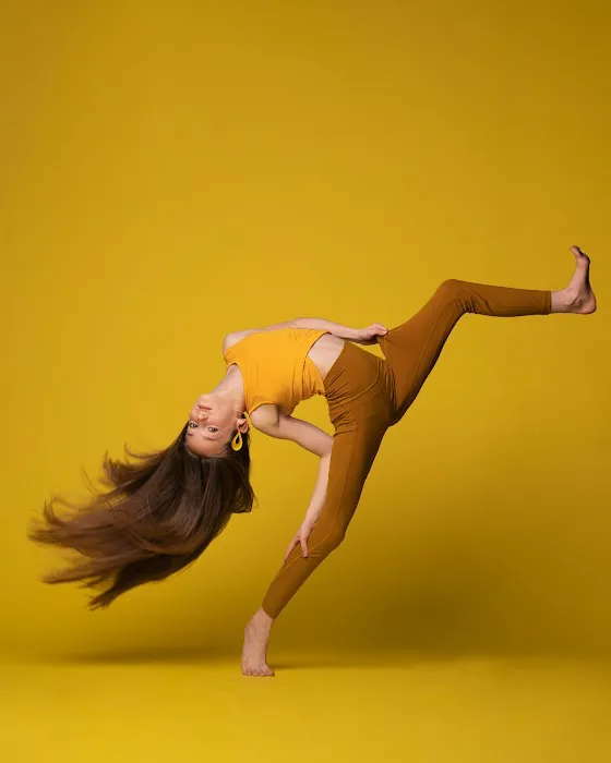 Sunshine Dance Picture 2