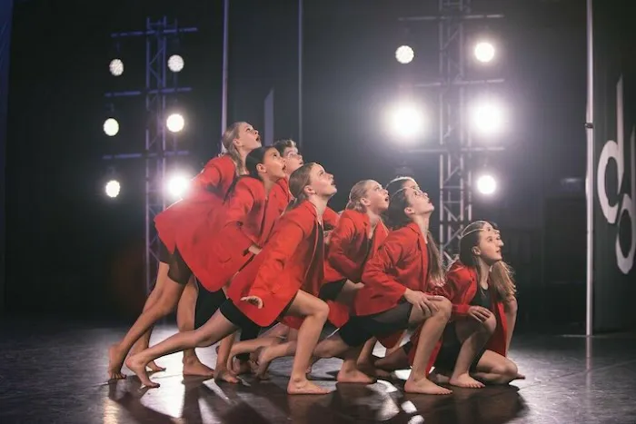 Sunshine Dance Picture 9