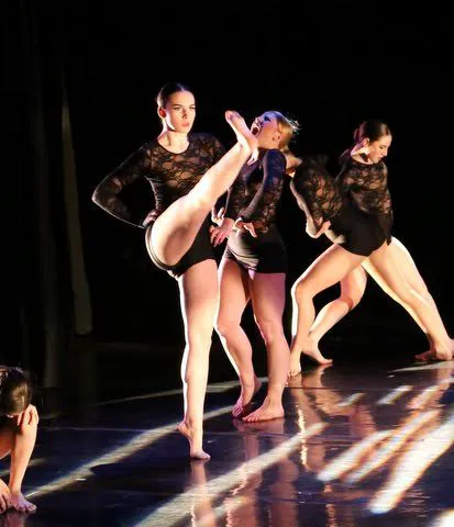LOVV The Dance Studio Picture 9