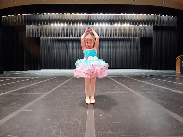 Lights, Camera, Dancin' Picture 5