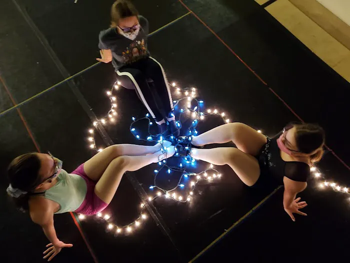 Relevé Performing Arts Picture 2