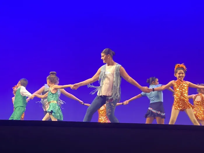 Relevé Performing Arts Picture 5