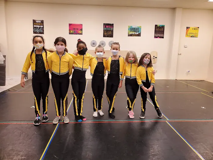 Relevé Performing Arts Picture 4