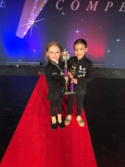 Center Stage Dance Studio & Tumbling Picture 10