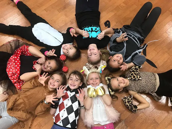 Soleunique Dance Complex Picture 3