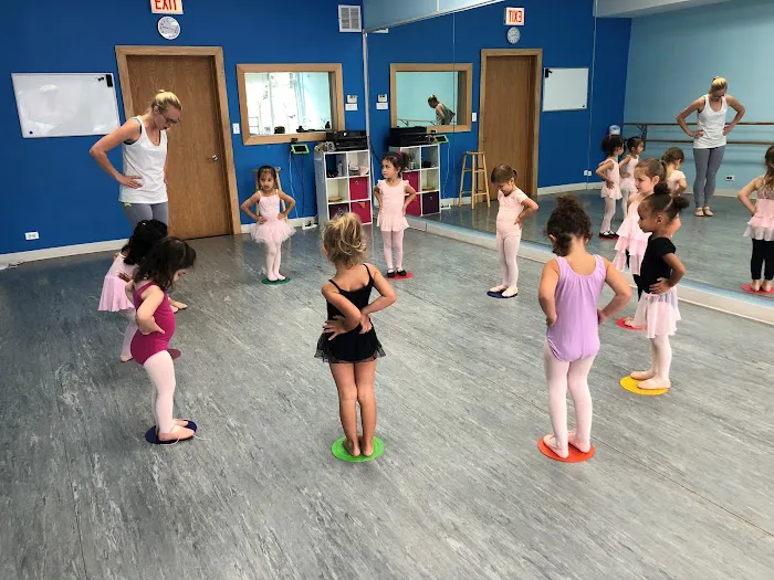 Kaleidoscope Dance Picture 6