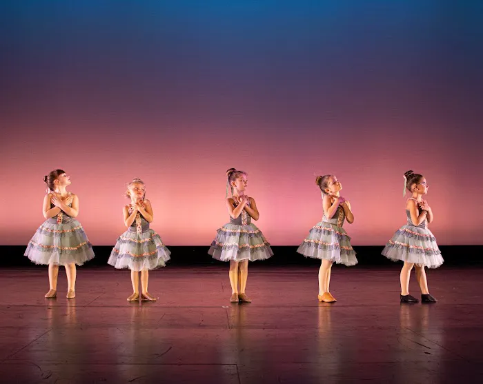 NorthShore Elite Talent Company Picture 2