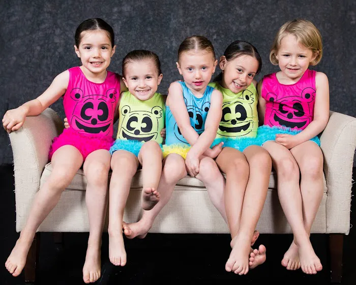Rise Up Academy - Dance Center Picture 5