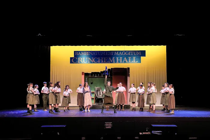 Bright Lights Theatre Picture 1