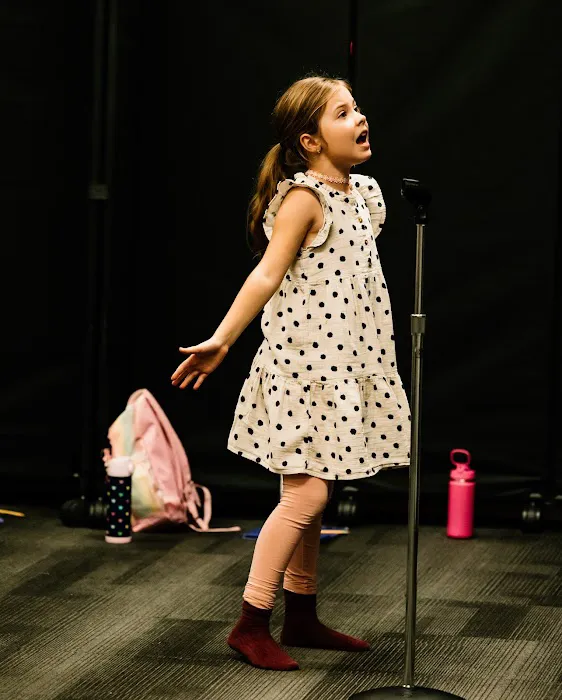 Bright Lights Theatre Picture 4