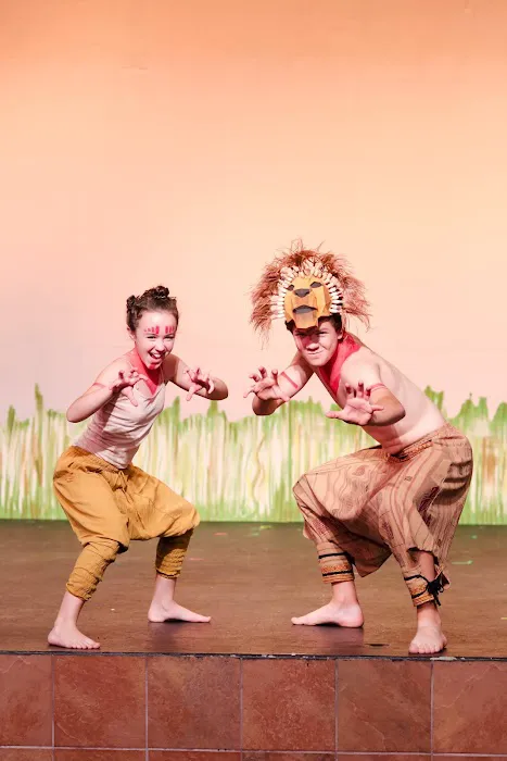 Bright Lights Theatre Picture 8