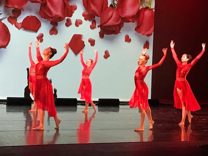 Lisa's School of Dance Picture 10