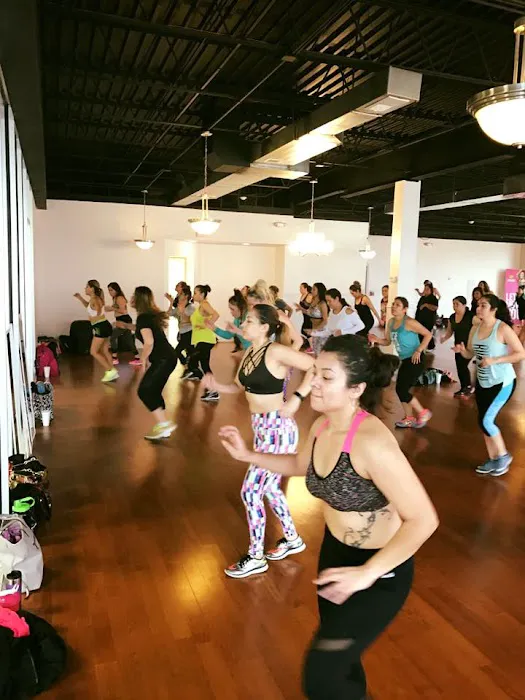 Mireya's Dance Fit Studio Picture 3