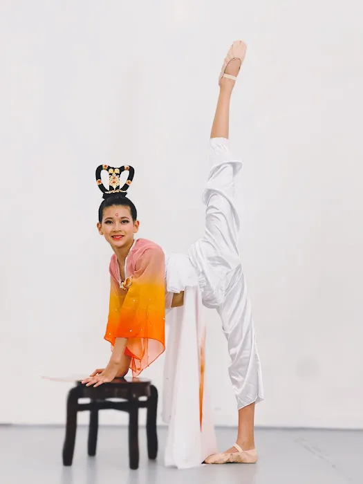 Dance Queen Q Picture 1