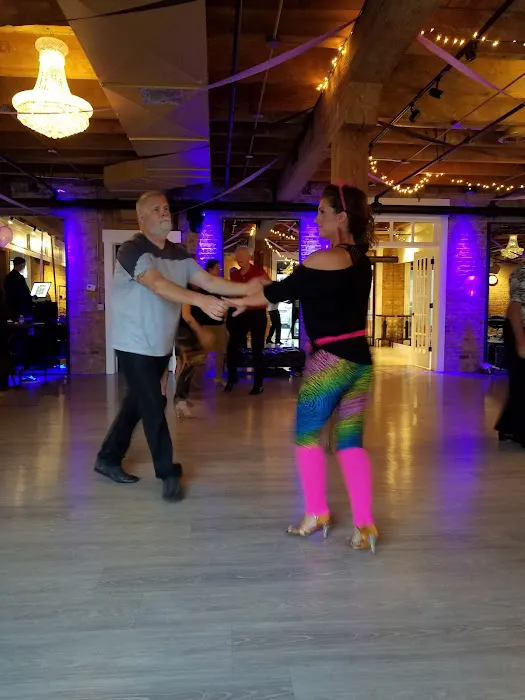 LUX Dance Studio Picture 3