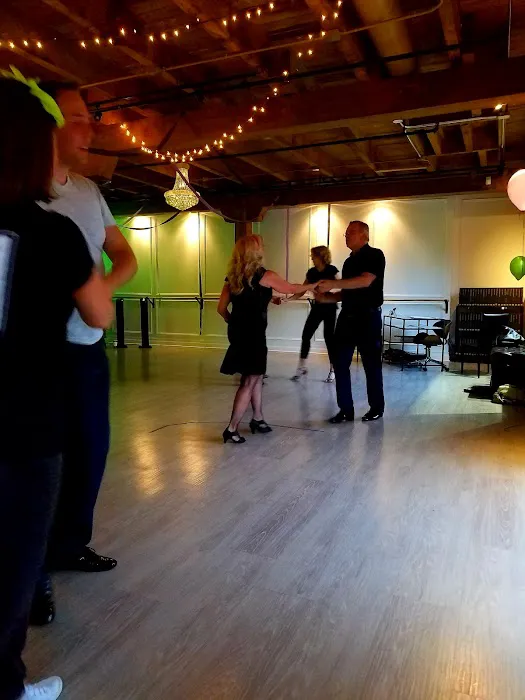 LUX Dance Studio Picture 4