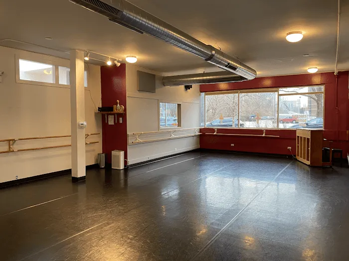 Latin Street Music & Dancing Studio - Evanston Picture 3