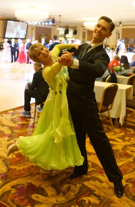 A & Z Ballroom Dance Studio Picture 4