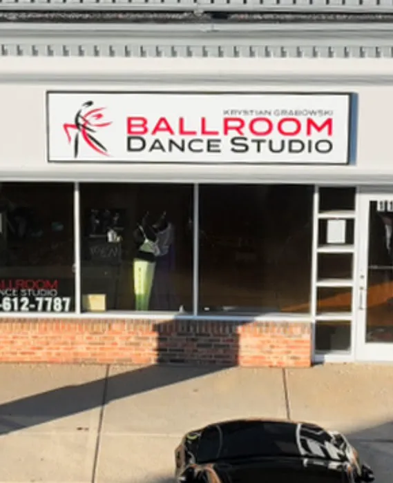 Ballroom Dance Studio Picture 2