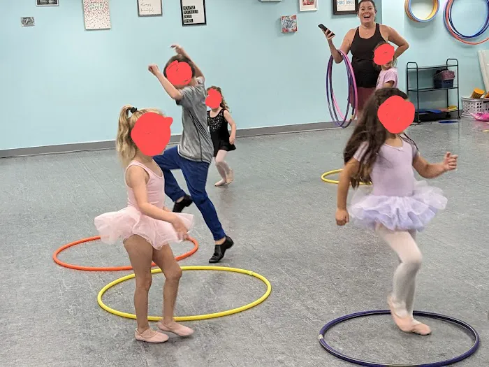 Movement & Sound Dance LLC Picture 1