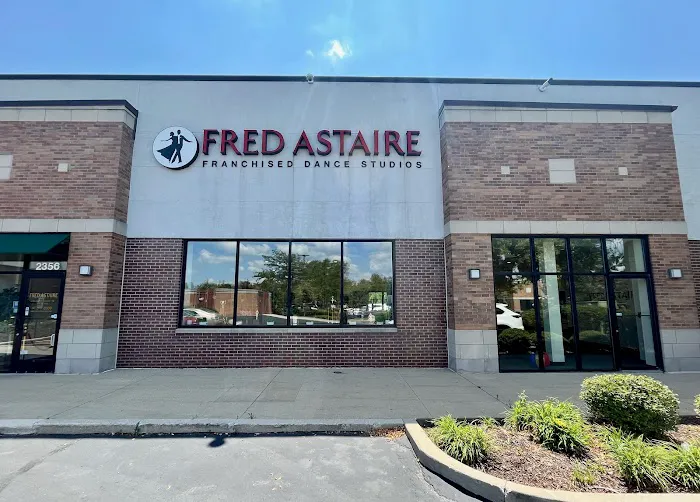Fred Astaire Dance Studios - South Barrington Picture 1