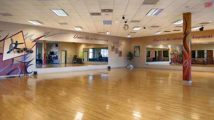 Fred Astaire Dance Studios - South Barrington Picture 4