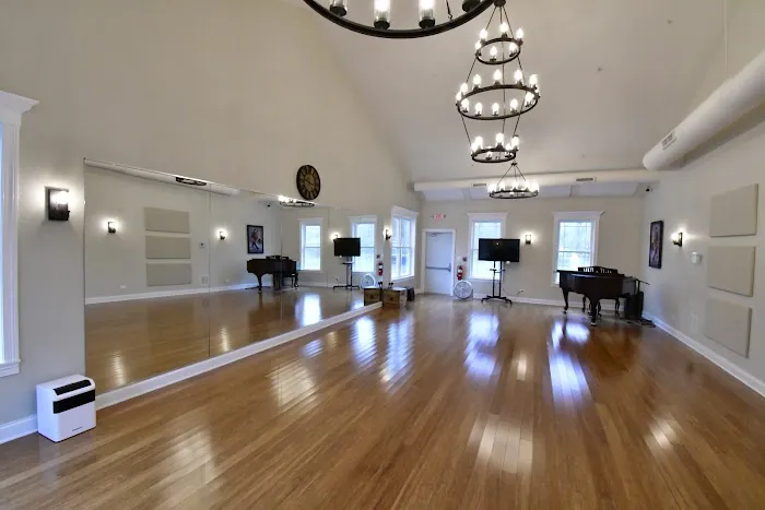 Fred Astaire Dance Studios Picture 1